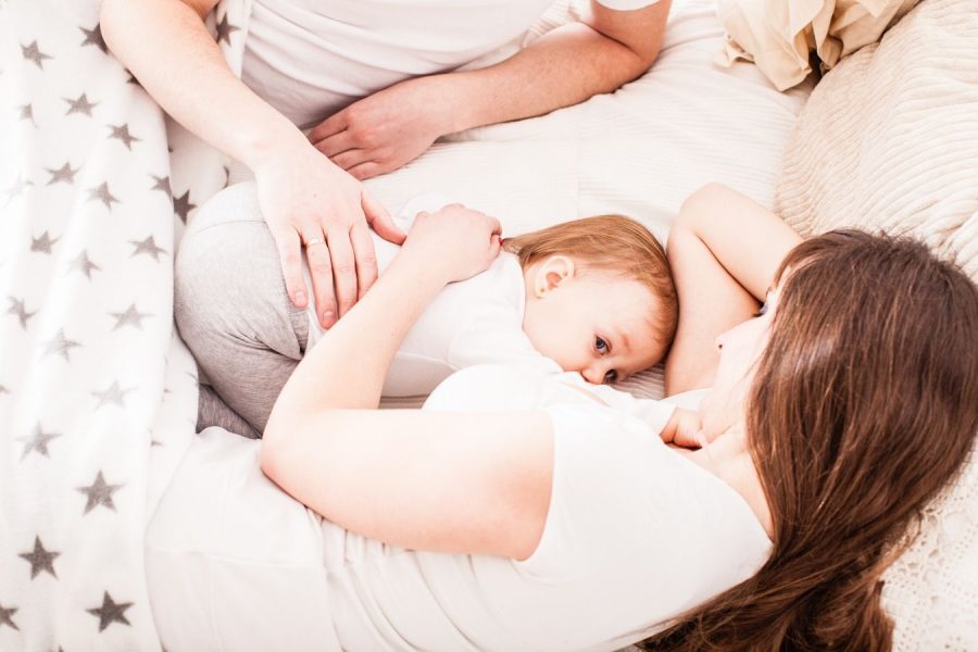 A Dad’s Role in Breastfeeding